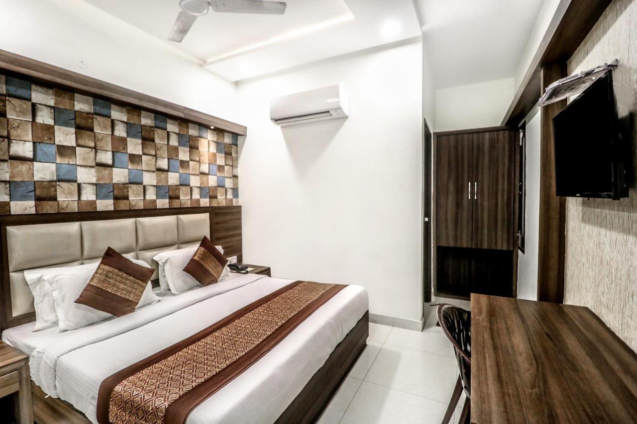 Hotel Kings Amritsar Ngoại thất bức ảnh